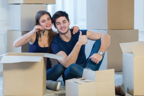 Professional removals service in Croydon for home moving
