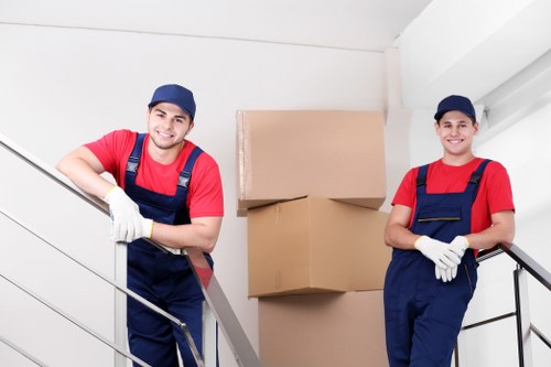 Local movers in Croydon organizing a secure home move