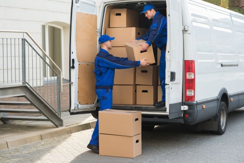 Local removal truck hire for domestic and commercial customers in Croydon