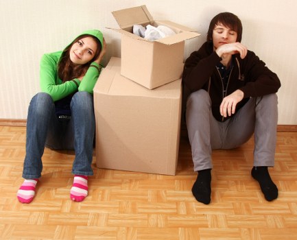 Retail and warehouse commercial moves in Croydon with organized stock handling