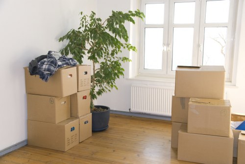 Residential and business moving truck support in Croydon